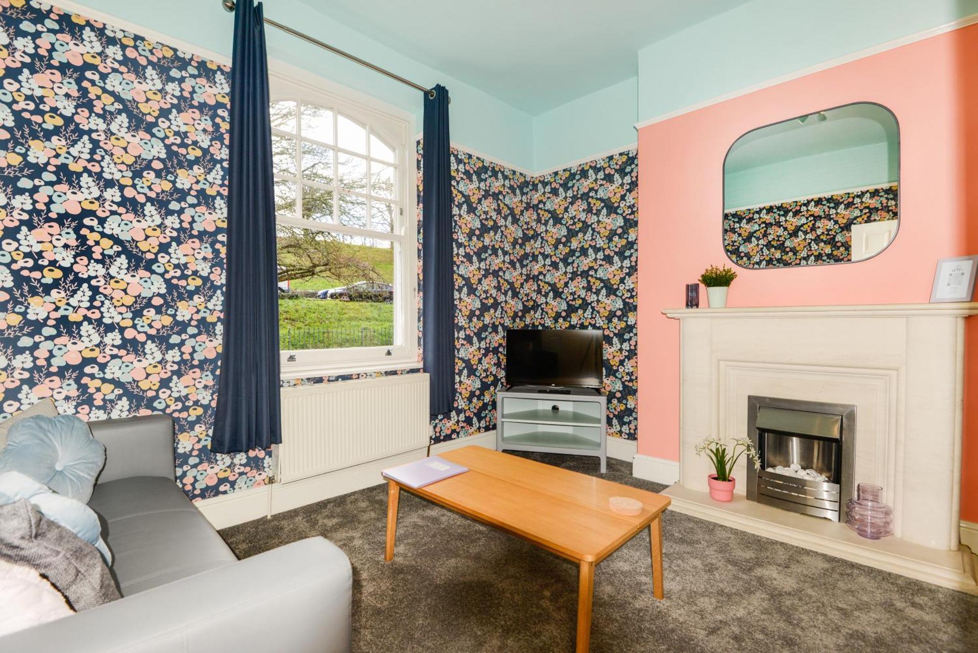 Harbour Court Plymouth - Free Parking - Tucked Away On The Barbican With Courtyard - By Ocean City Retreats Bagian luar foto