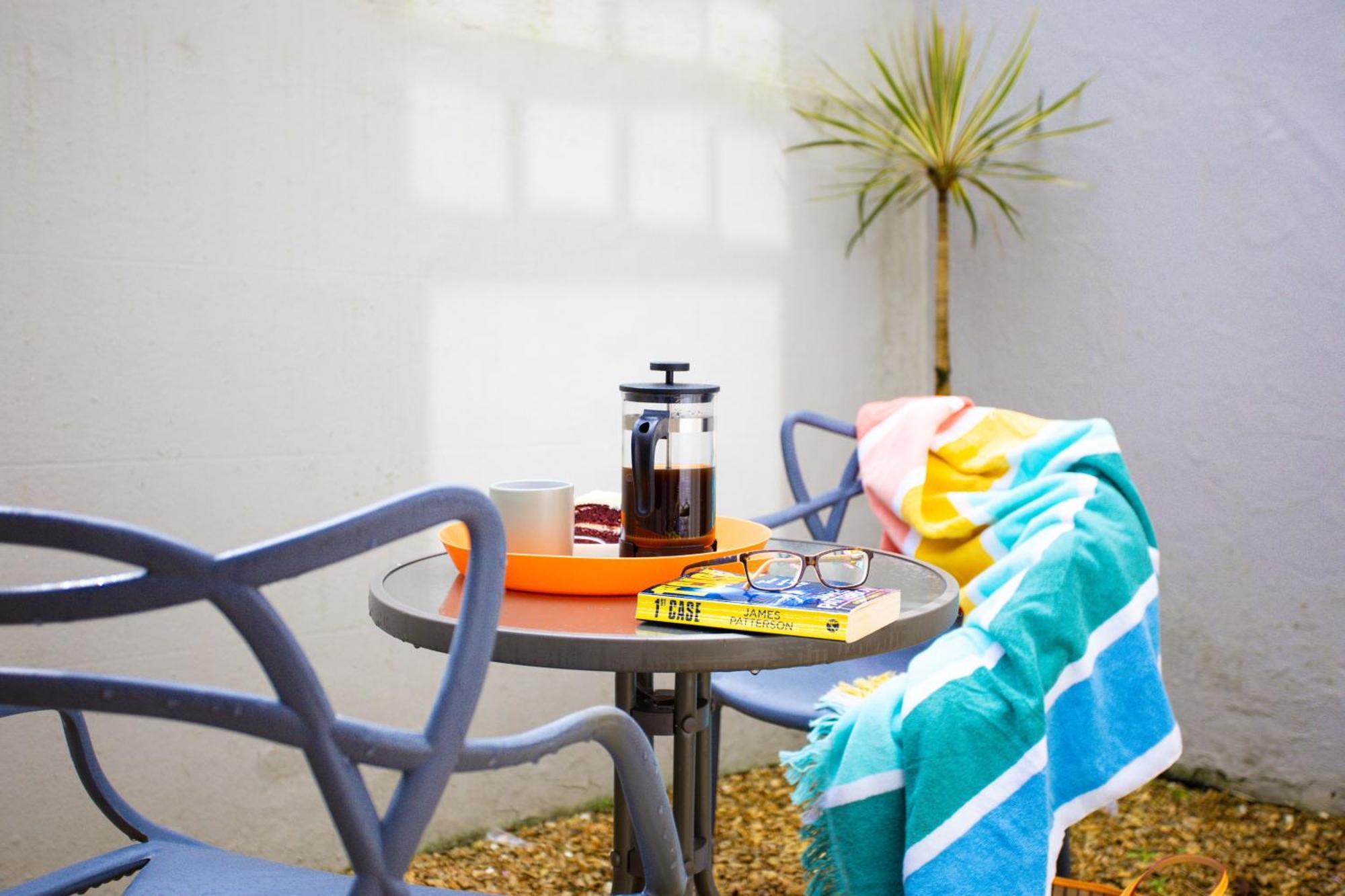 Harbour Court Plymouth - Free Parking - Tucked Away On The Barbican With Courtyard - By Ocean City Retreats Bagian luar foto