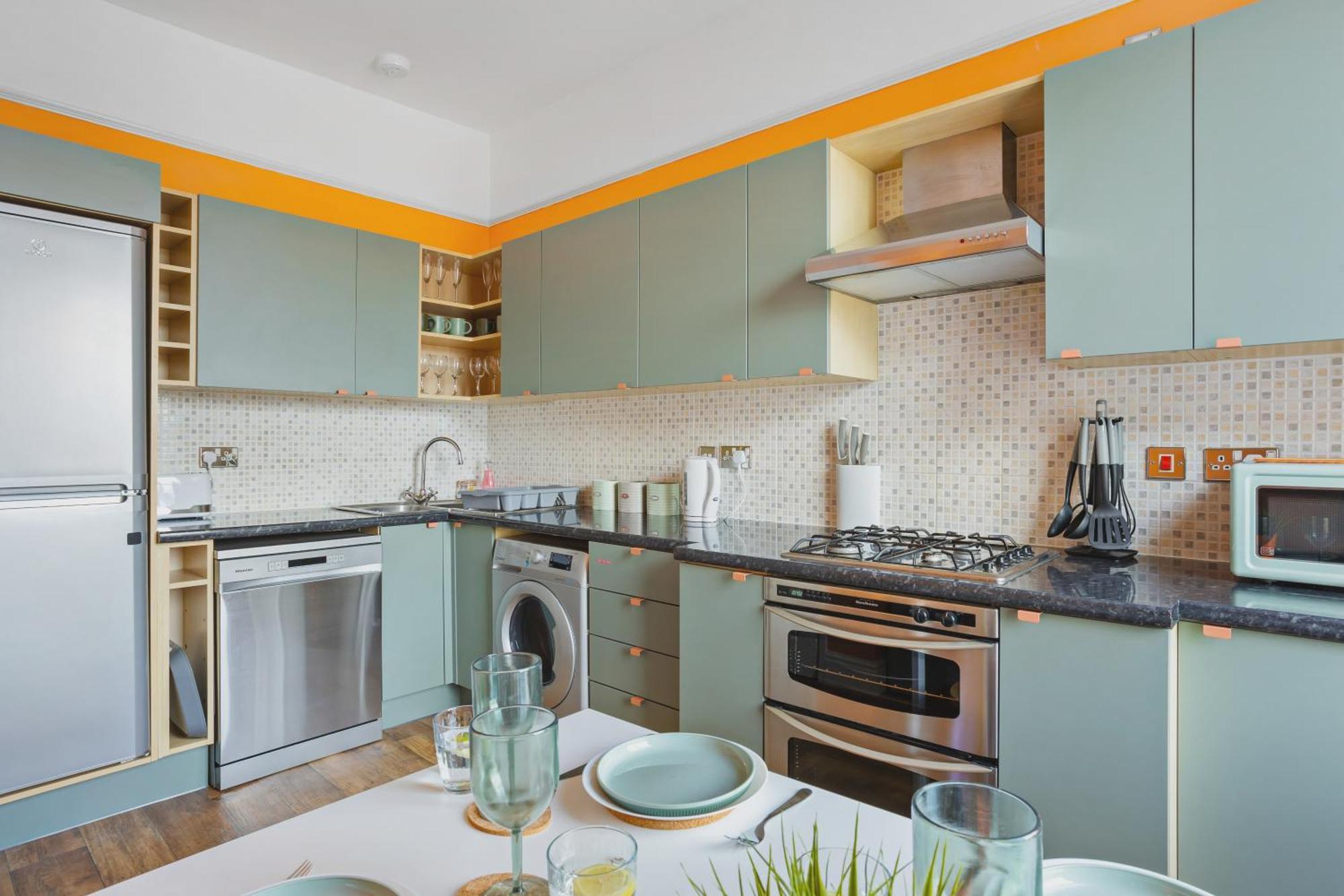 Harbour Court Plymouth - Free Parking - Tucked Away On The Barbican With Courtyard - By Ocean City Retreats Bagian luar foto